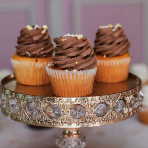 Classic Vanilla Cupcakes